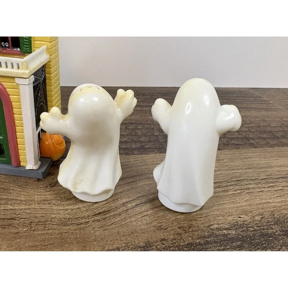 Halloween Fun Haunted House Napkin Holder & Ghost Salt & Pepper Shakers BROKE